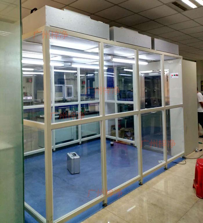 潔凈棚的尺寸應根據潔凈車間的需求而定，形狀一般采用矩形或方形，便于清潔和維護。